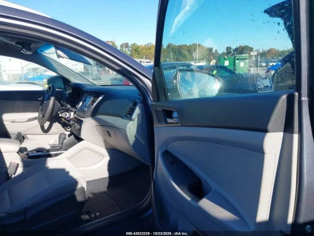 Hyundai Tucson SE ФИКСИРАНА ЦЕНА ДО БЪЛГАРИЯ!, снимка 11 - Автомобили и джипове - 52662519