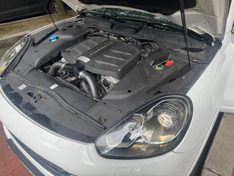 Porsche Cayenne 3.6 GTS| 440к.с.| ВКЛ.ТЕХНОТЕСТ, снимка 6 - Автомобили и джипове - 55197705