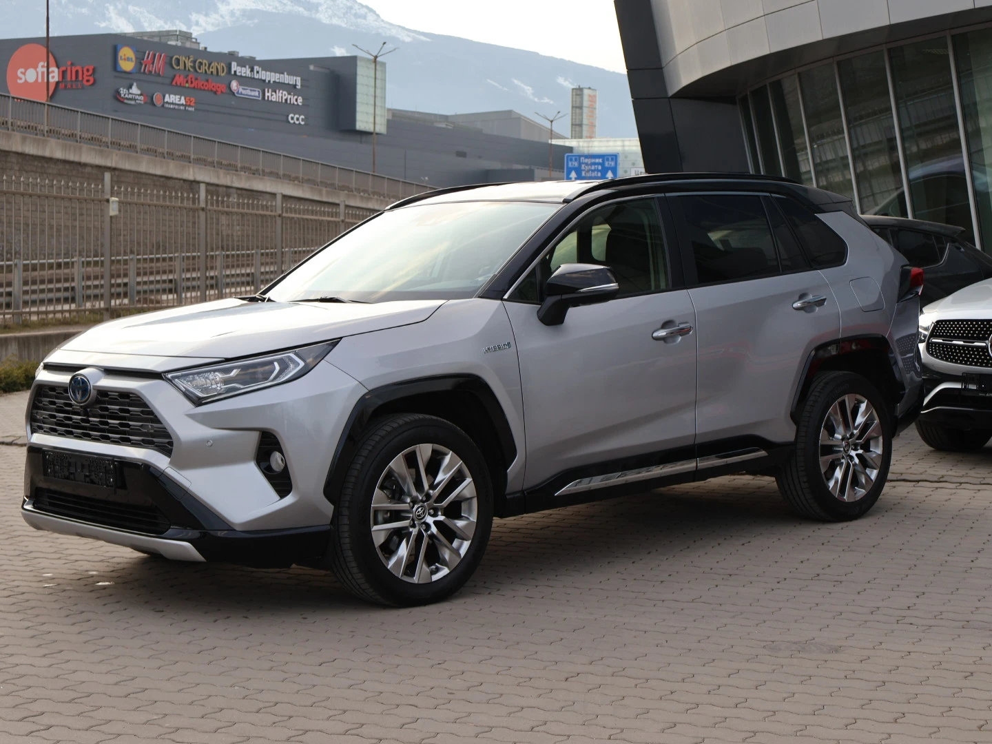 Toyota Rav4 2021/BI-TON/4X4/JBL/КОЖЕН САЛОН/КАМЕРА 360/ПОДГРЕВ - изображение 3