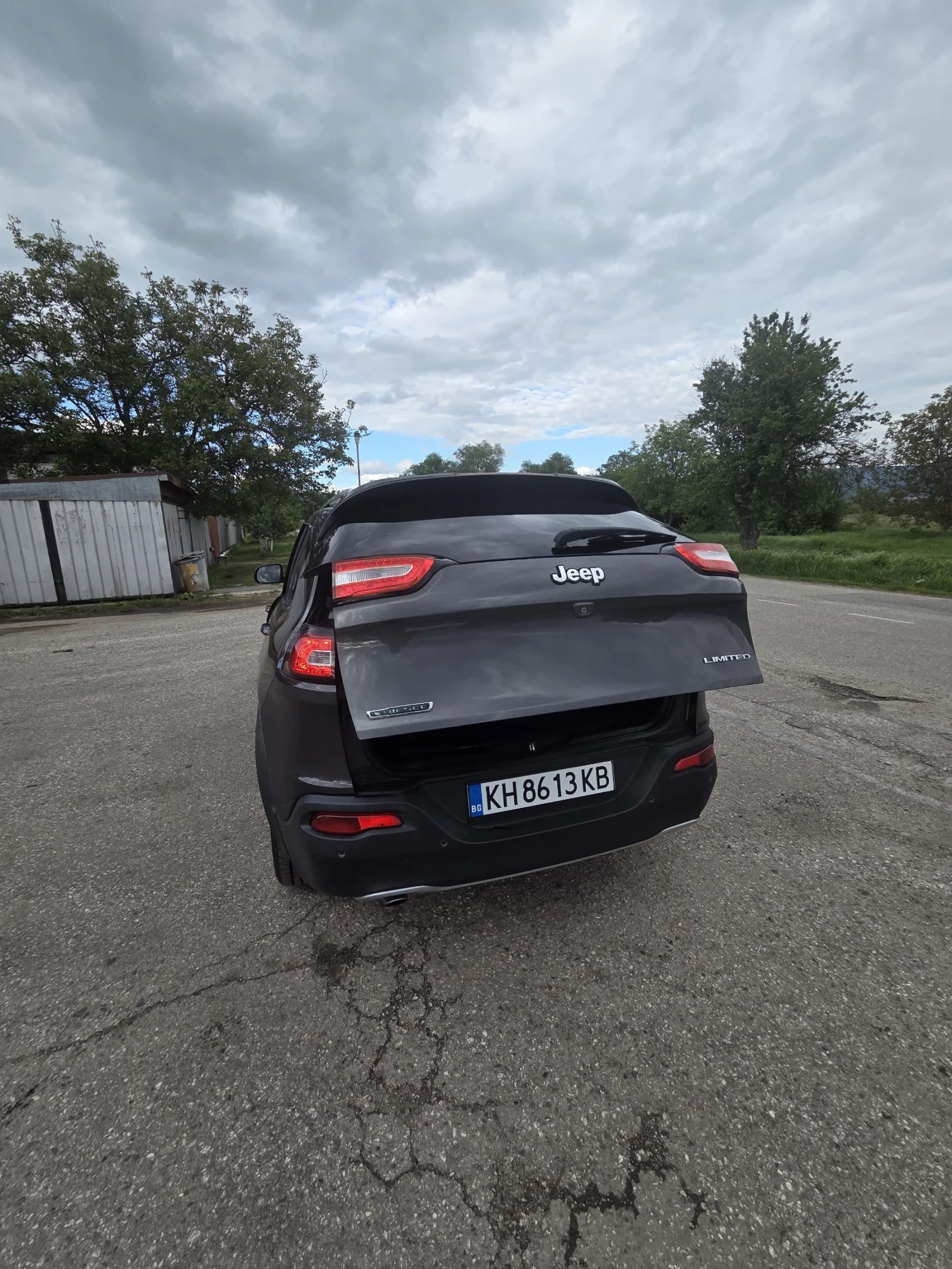 Jeep Cherokee 2.0 - изображение 7