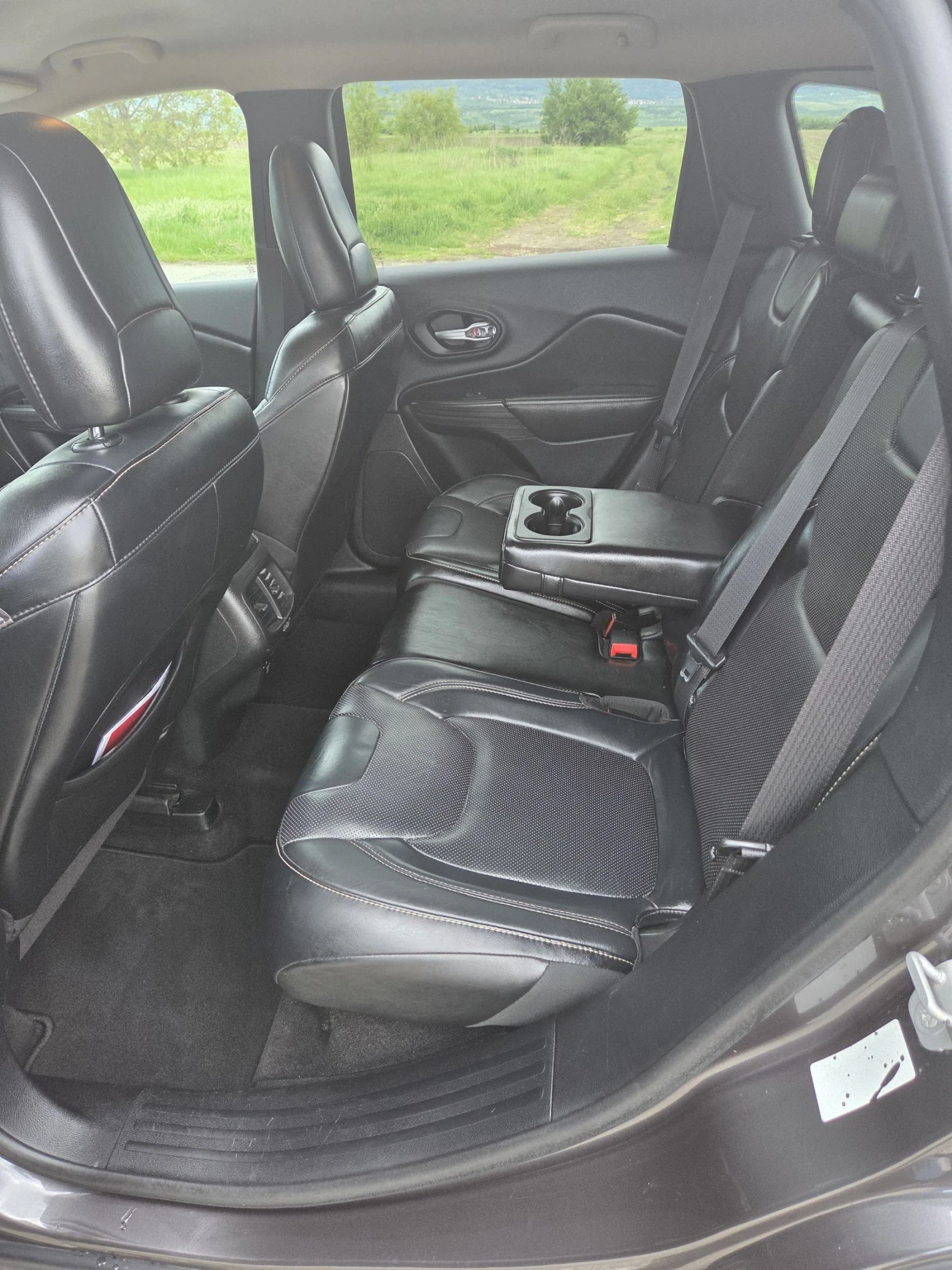 Jeep Cherokee 2.0 | Mobile.bg   13