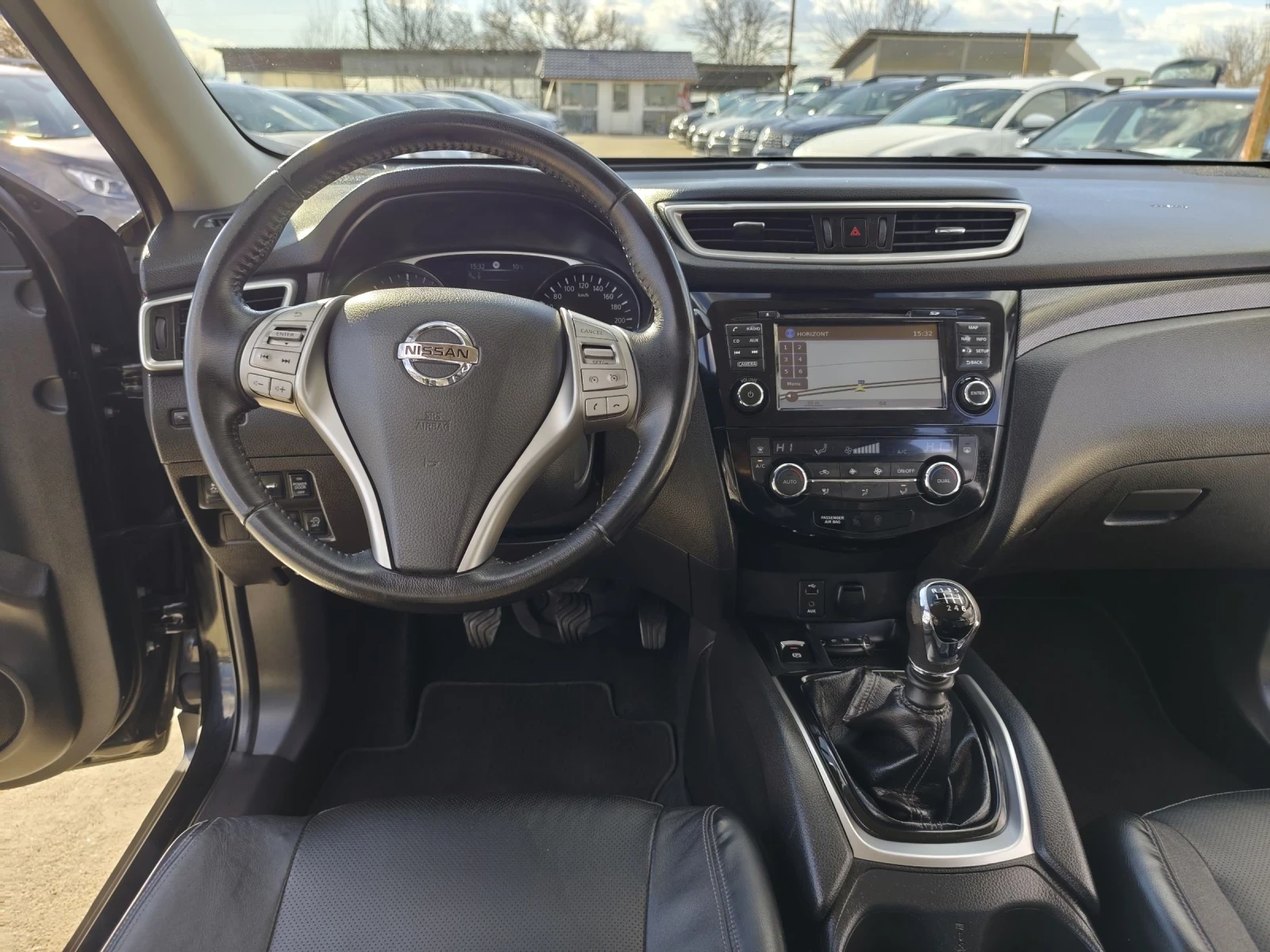 Nissan X-trail 4х4, Кожа, Панорама, 360 камера, снимка 12 - Автомобили и джипове - 53914582