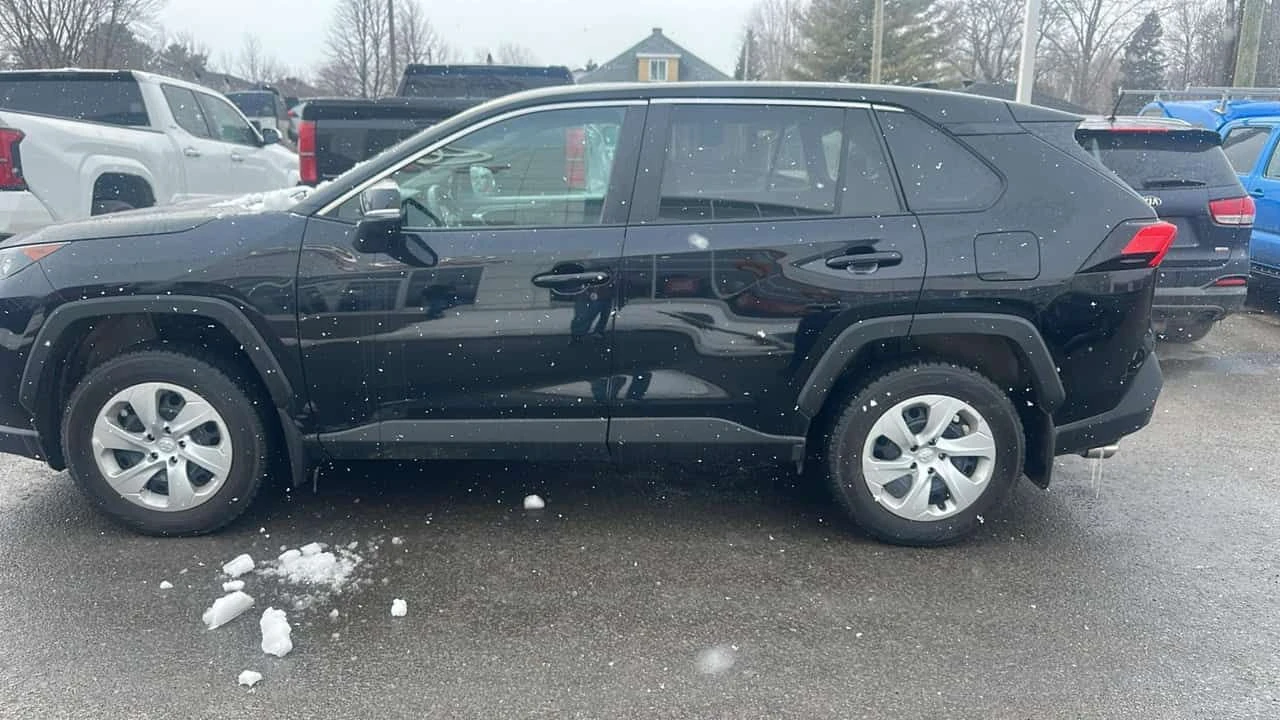 Toyota Rav4 * LE * CARFAX * 1 СОБСТВЕНИК * , снимка 2 - Автомобили и джипове - 53963606