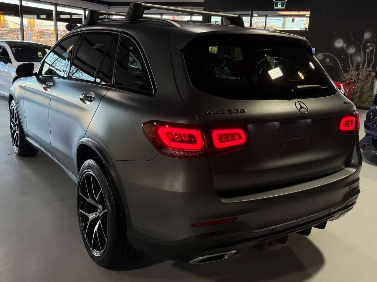 Mercedes-Benz GLC SUNROOF| KEYLESS| AMBIENT| MEMORY SEATS| HEATED SE, снимка 5 - Автомобили и джипове - 54345230