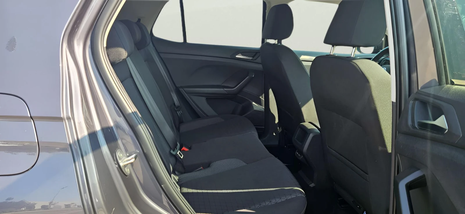 VW T-Cross 1.0, снимка 10 - Автомобили и джипове - 54445403