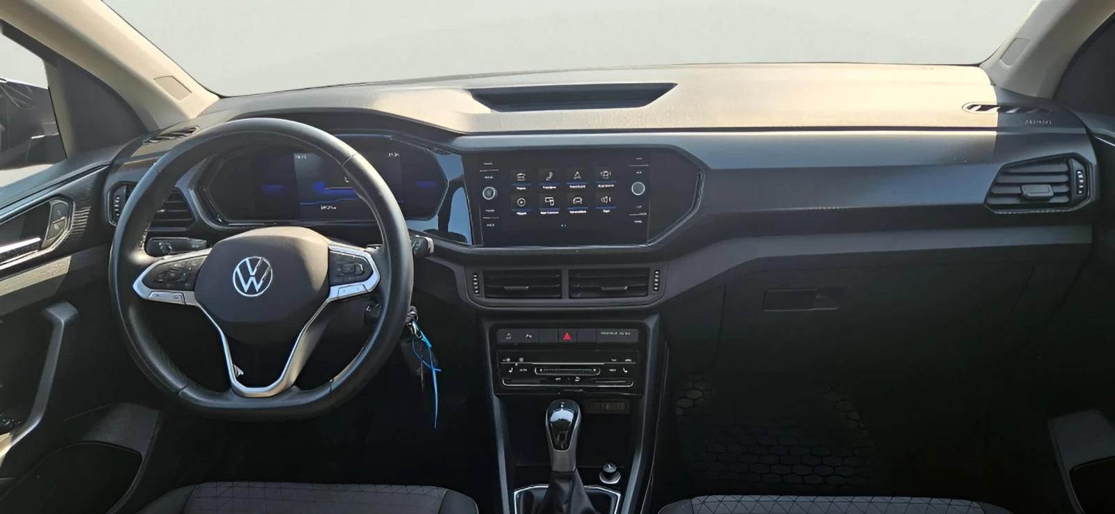 VW T-Cross 1.0, снимка 11 - Автомобили и джипове - 54445403