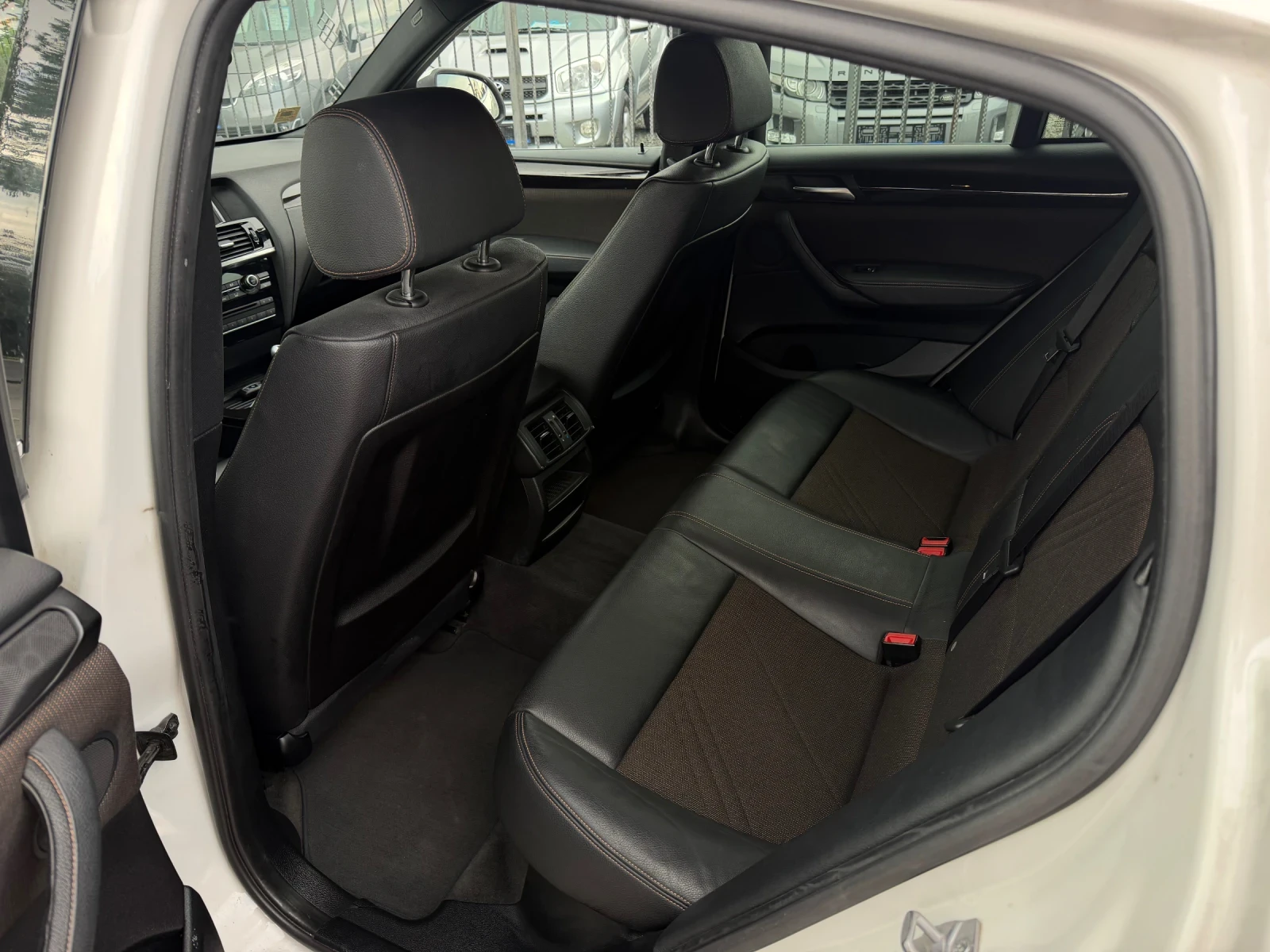 BMW X4 20 xDrive , снимка 12 - Автомобили и джипове - 54581650