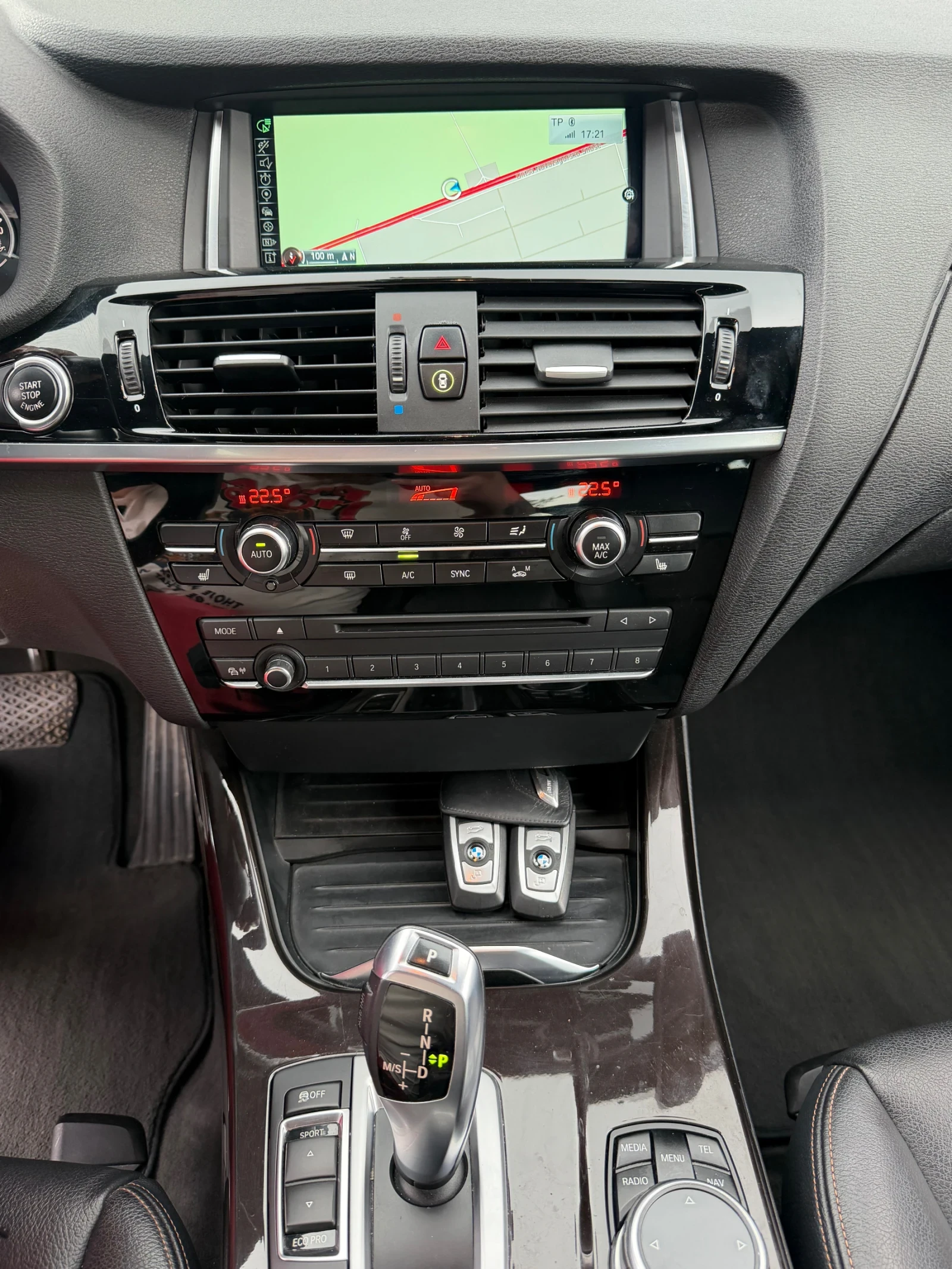 BMW X4 20 xDrive , снимка 10 - Автомобили и джипове - 54581650