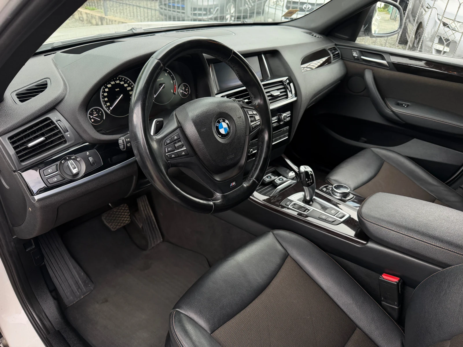 BMW X4 20 xDrive , снимка 8 - Автомобили и джипове - 54581650