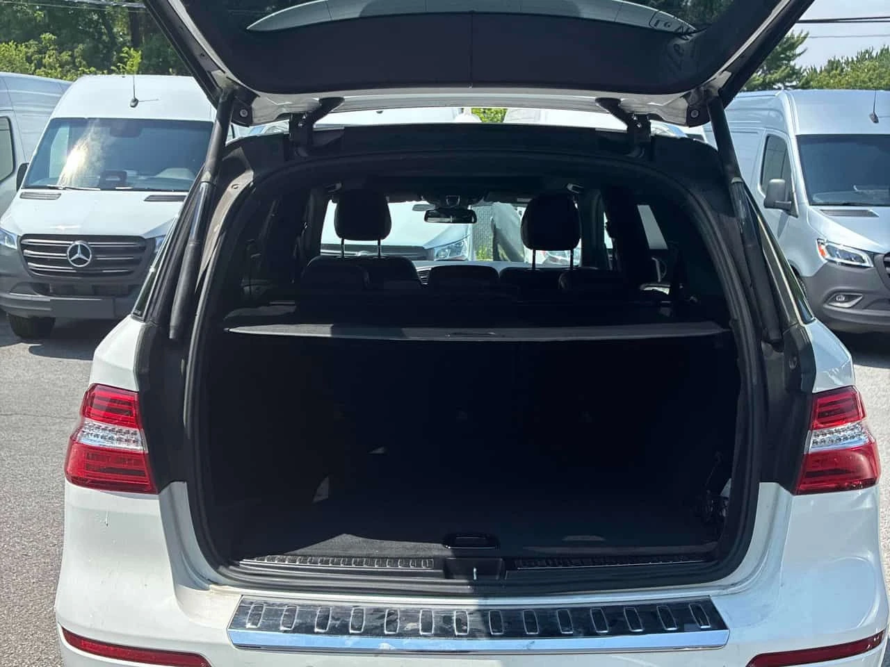 Mercedes-Benz ML 350 * BlueTEC * АВТОКРЕДИТ БЕЗ ПЪРВОНАЧАЛНА ВНОСКА* , снимка 10 - Автомобили и джипове - 55157192