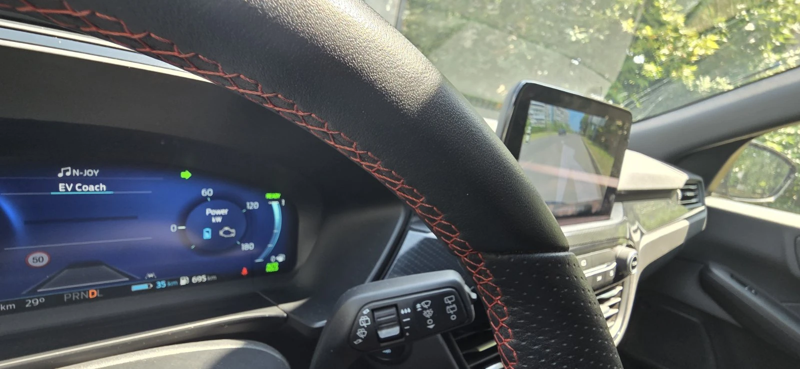 Ford Kuga ST-line X 2.5 PHEV, снимка 15 - Автомобили и джипове - 55339577