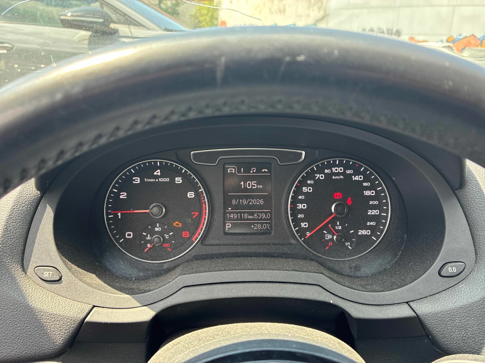 Audi Q3 * АВТОКРЕДИТ * ГЛАВНО ПРЕДСТАВИТЕЛСТВО НА AUDI, снимка 8 - Автомобили и джипове - 55832748