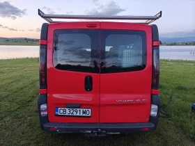 Opel Vivaro 1.9 DI, снимка 7 - Бусове и автобуси - 53627153