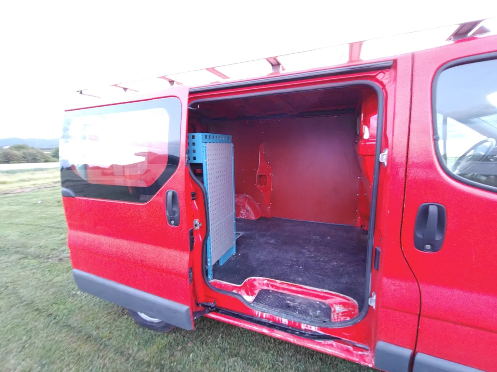 Opel Vivaro 1.9 DI - изображение 4