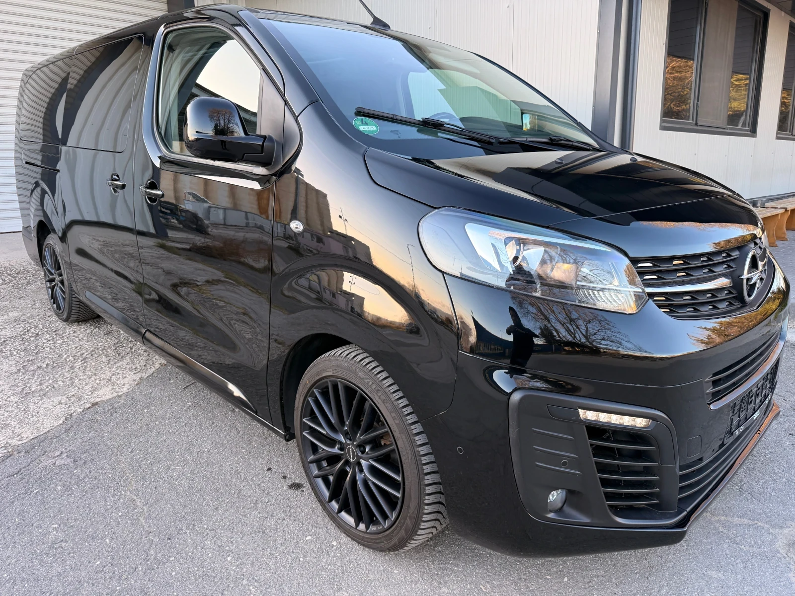 Opel Vivaro 2.0D* Бизнес, снимка 5 - Бусове и автобуси - 54309844