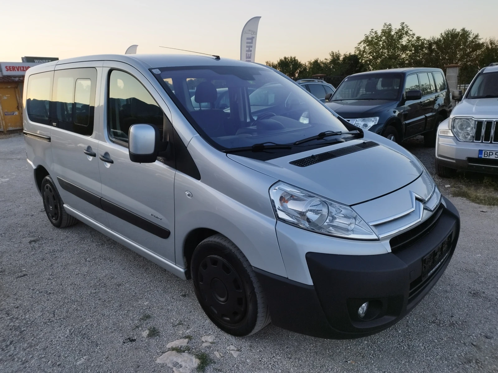 Citroen Jumpy 2.0 hdi 136kc 8+ 1, снимка 7 - Бусове и автобуси - 55533357