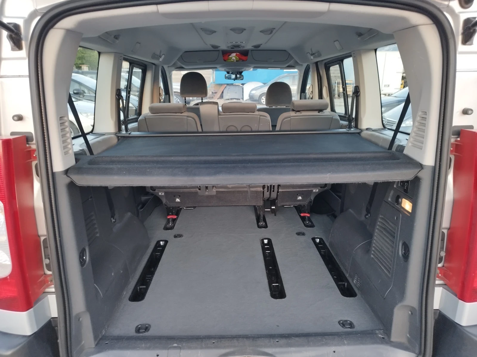 Citroen Jumpy 2.0 hdi 136kc 8+ 1, снимка 13 - Бусове и автобуси - 55533357