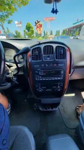 Chrysler Voyager | Mobile.bg    8