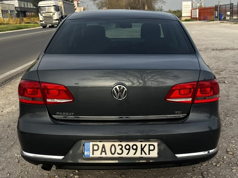 VW Passat, снимка 15 - Автомобили и джипове - 47272863