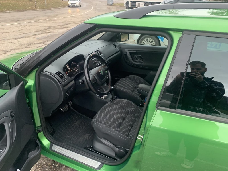 Skoda Fabia VRS, снимка 4 - Автомобили и джипове - 49358828