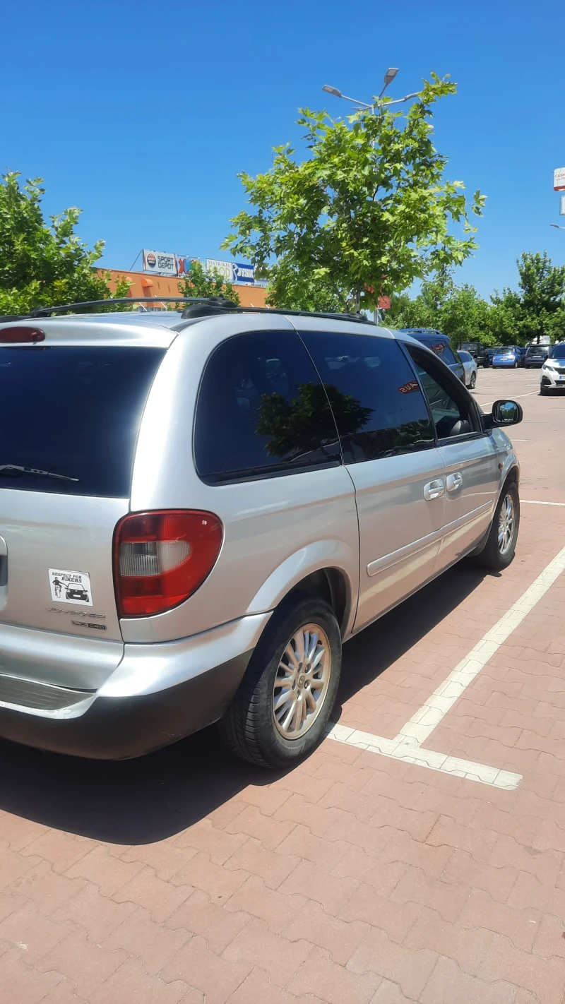 Chrysler Voyager, снимка 5 - Автомобили и джипове - 52310951