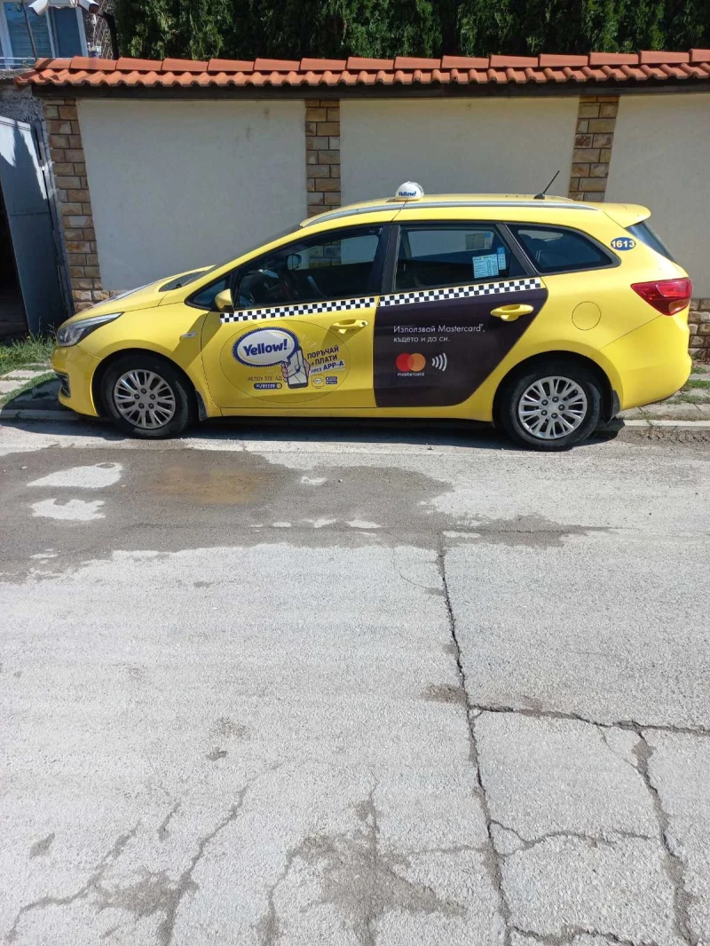 Kia Ceed, снимка 2 - Автомобили и джипове - 51611998