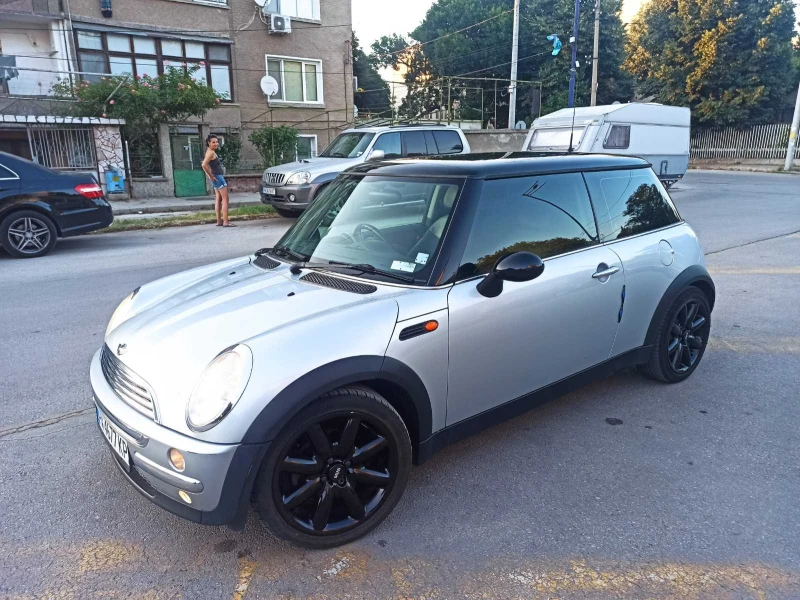 Mini Cooper 1, 6
