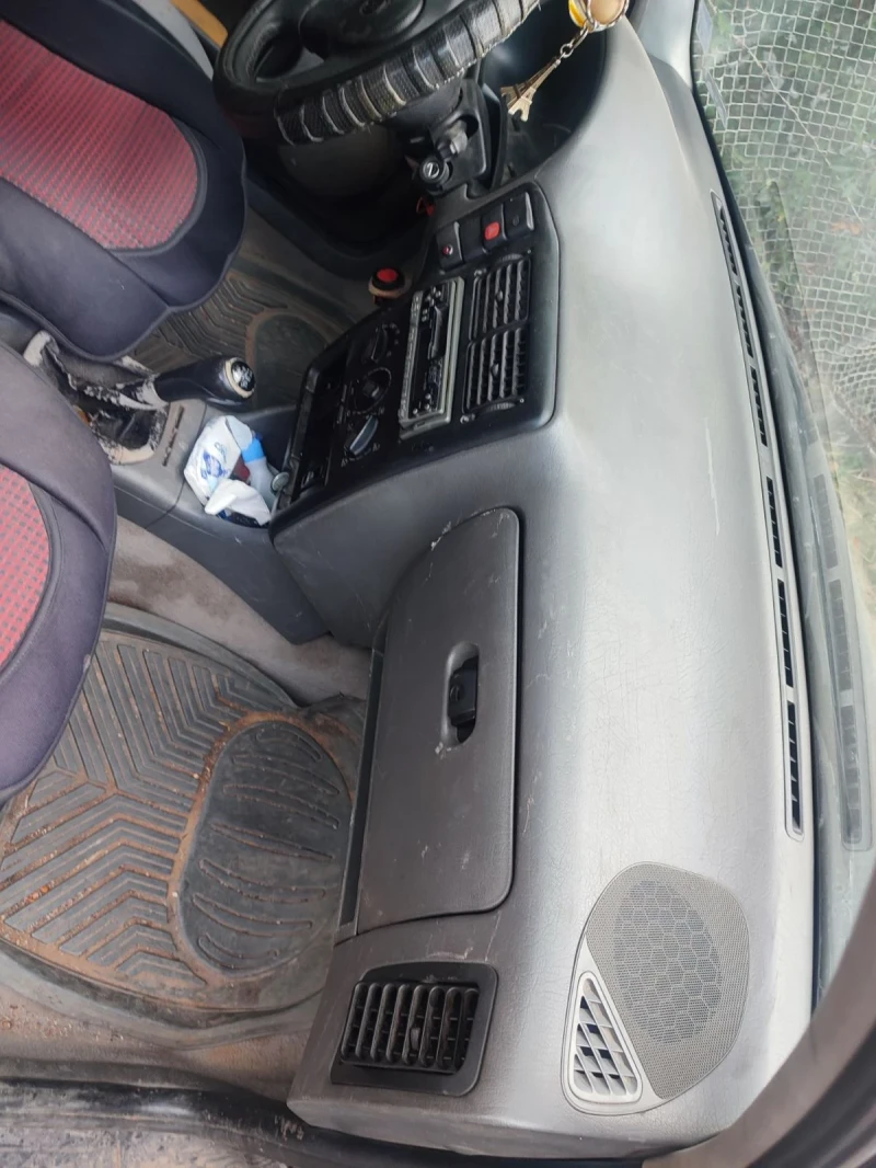 VW Polo, снимка 8 - Автомобили и джипове - 52812814