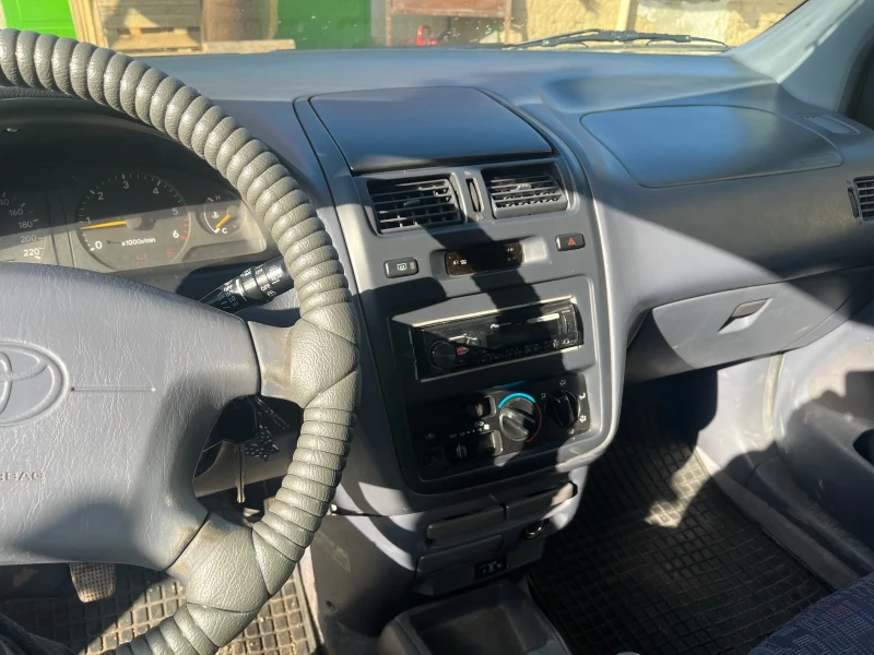 Toyota Picnic, снимка 7 - Автомобили и джипове - 52523858