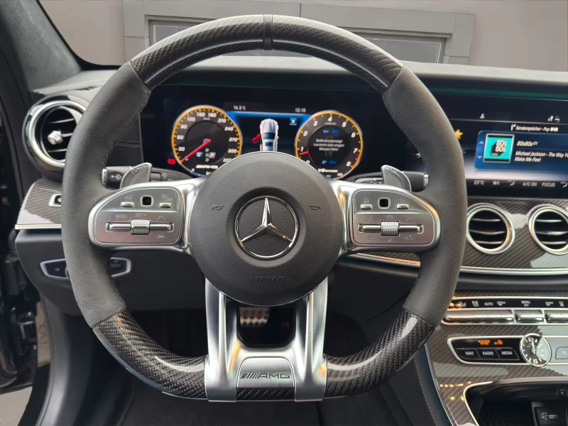 Mercedes-Benz E 63 AMG S-PERFORMANCE/612HP/PANO/CARBON/HUD/360/BURM/791g, снимка 12 - Автомобили и джипове - 53506788