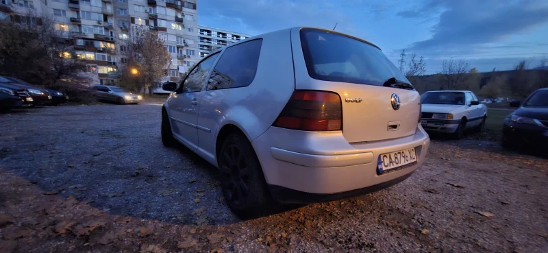 VW Golf, снимка 10 - Автомобили и джипове - 53597485