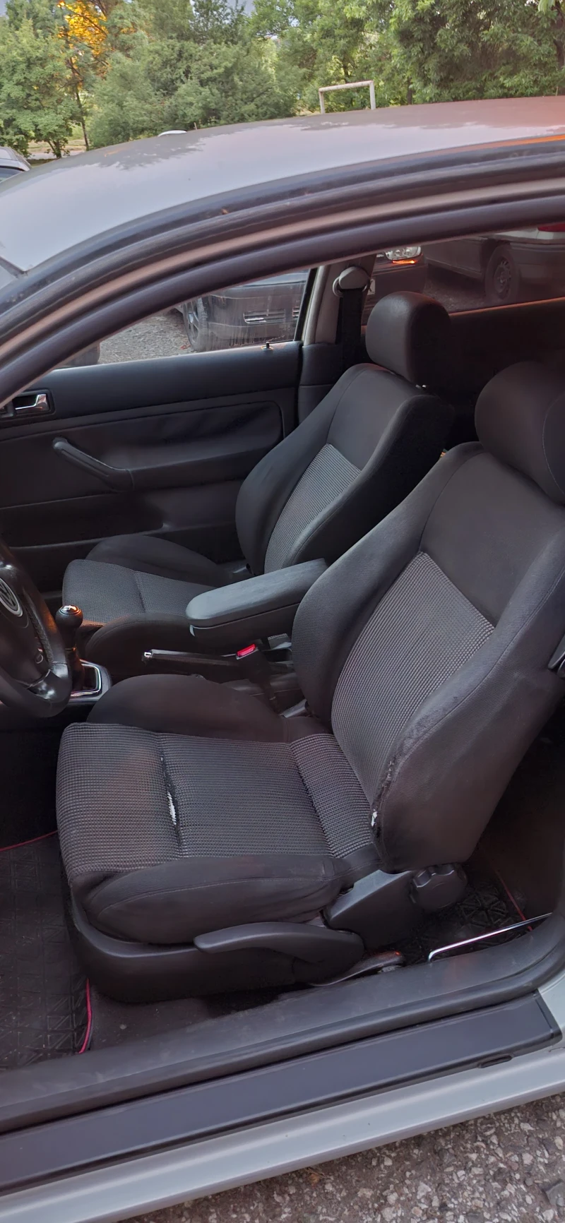 VW Golf, снимка 4 - Автомобили и джипове - 53597485