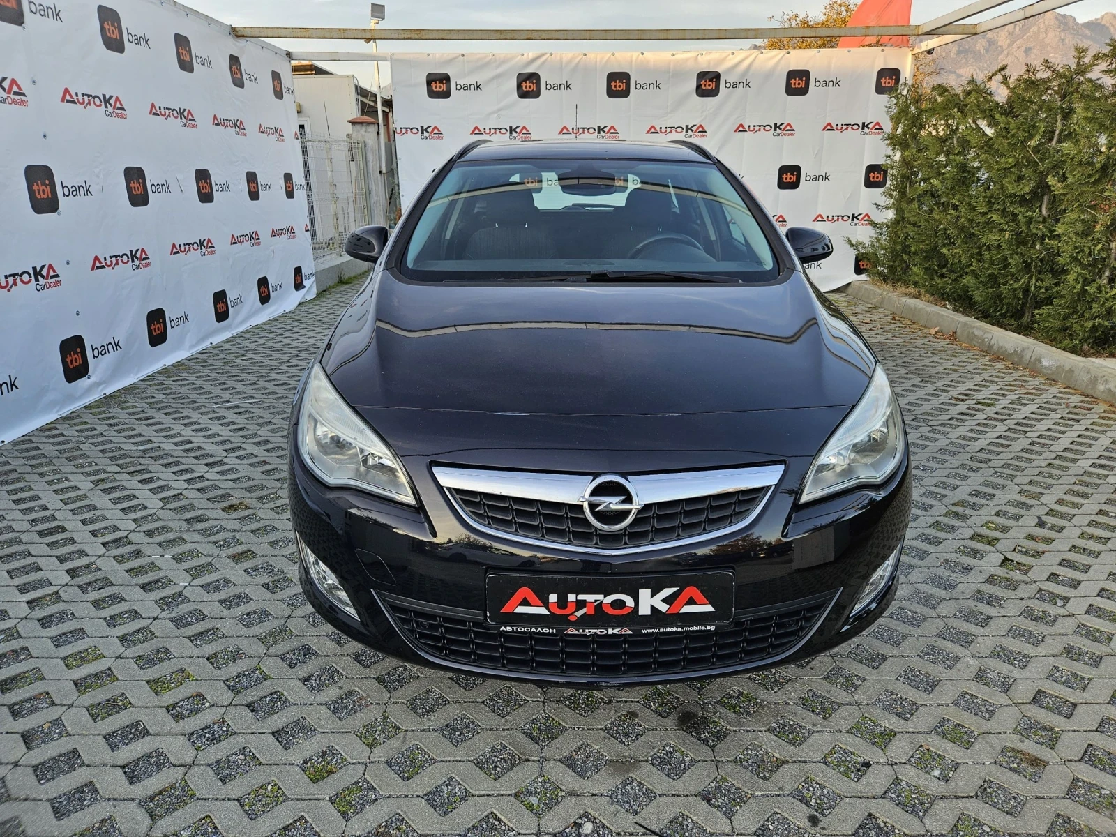 Opel Astra 1.7CDTI-110кс= 6СКОРОСТИ= АВТОПИЛОТ , снимка 1