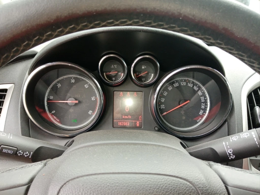 Opel Astra 1.7 CDTI NAVI ISUZU - изображение 10