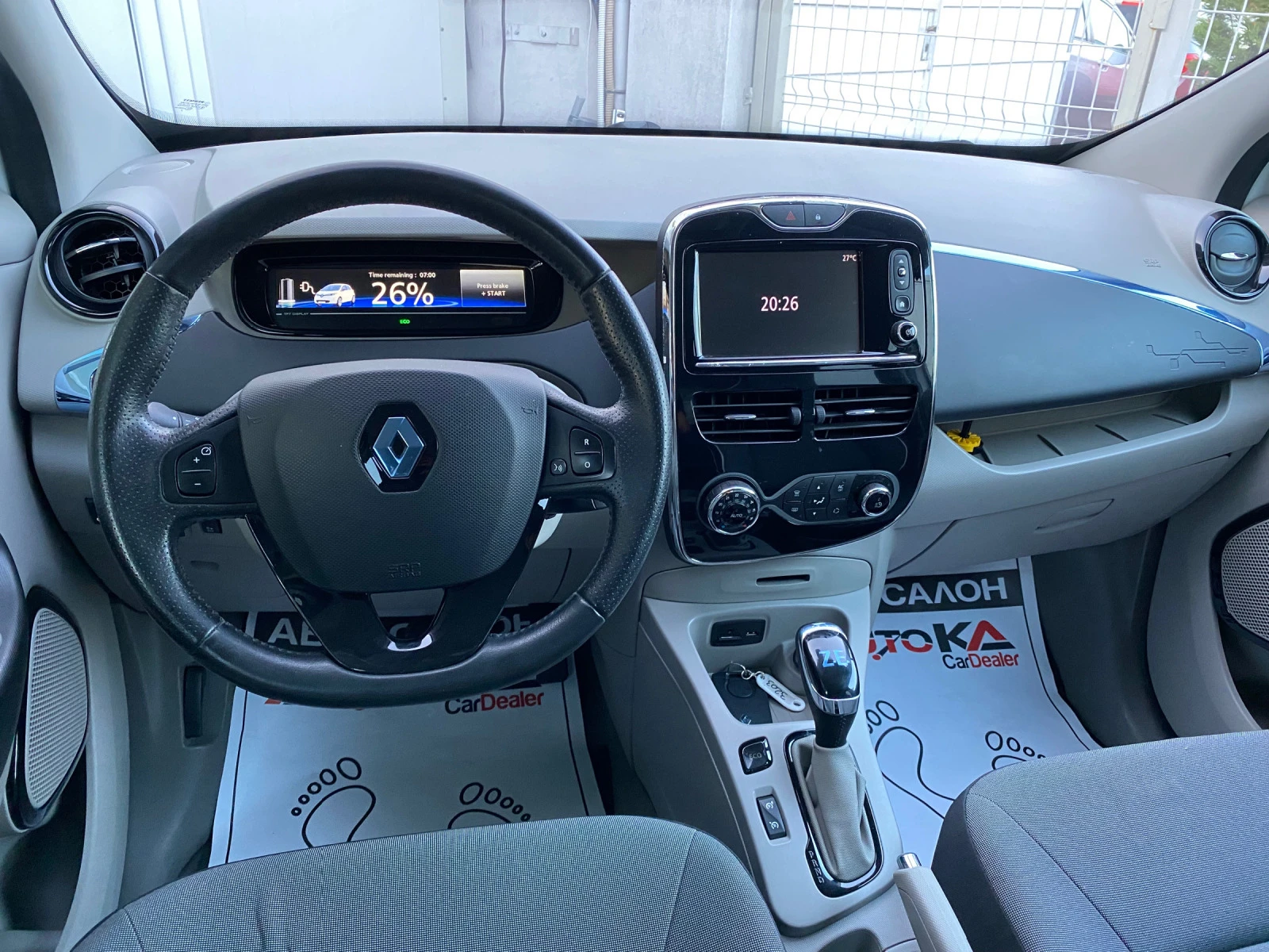 Renault Zoe 25KW= 53хил.км!= КАМЕРА= НАВИ= KEYLESS= АВТОПИЛОТ - изображение 10