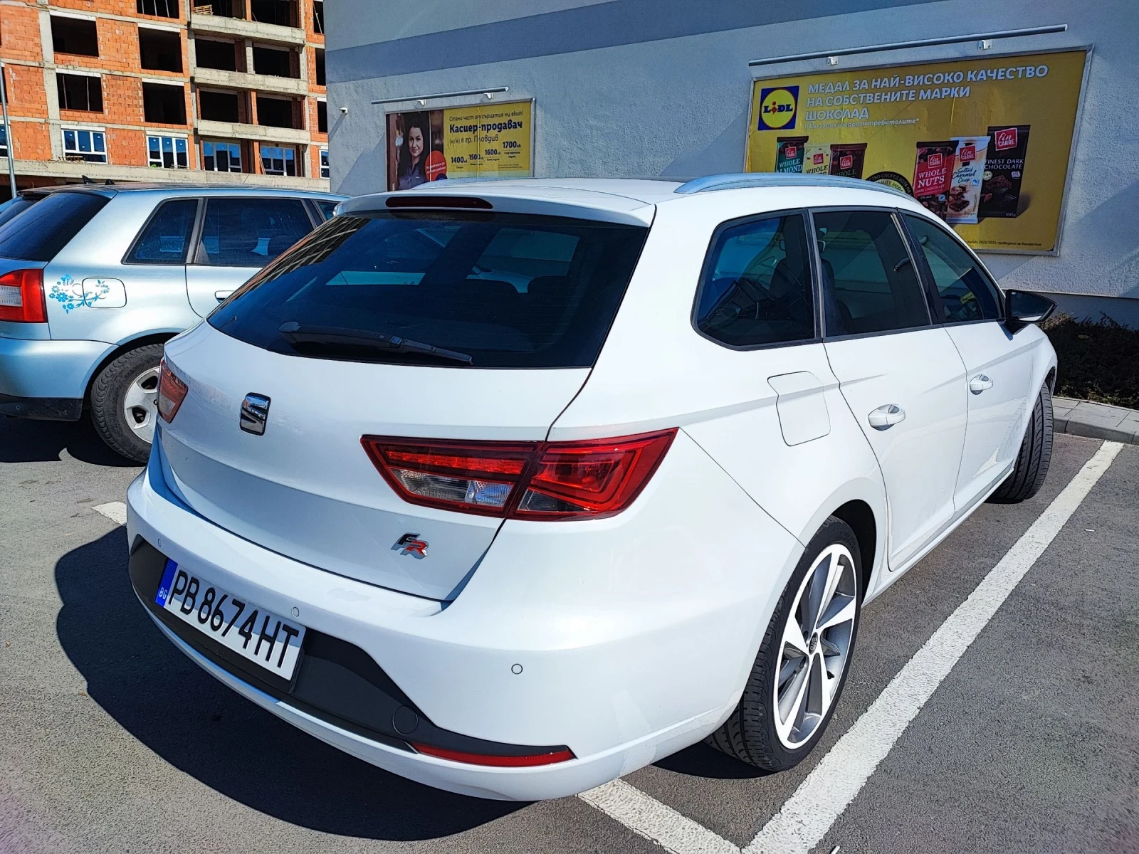 Seat Leon 2.0tdi , fr, 150 , distronik - изображение 9