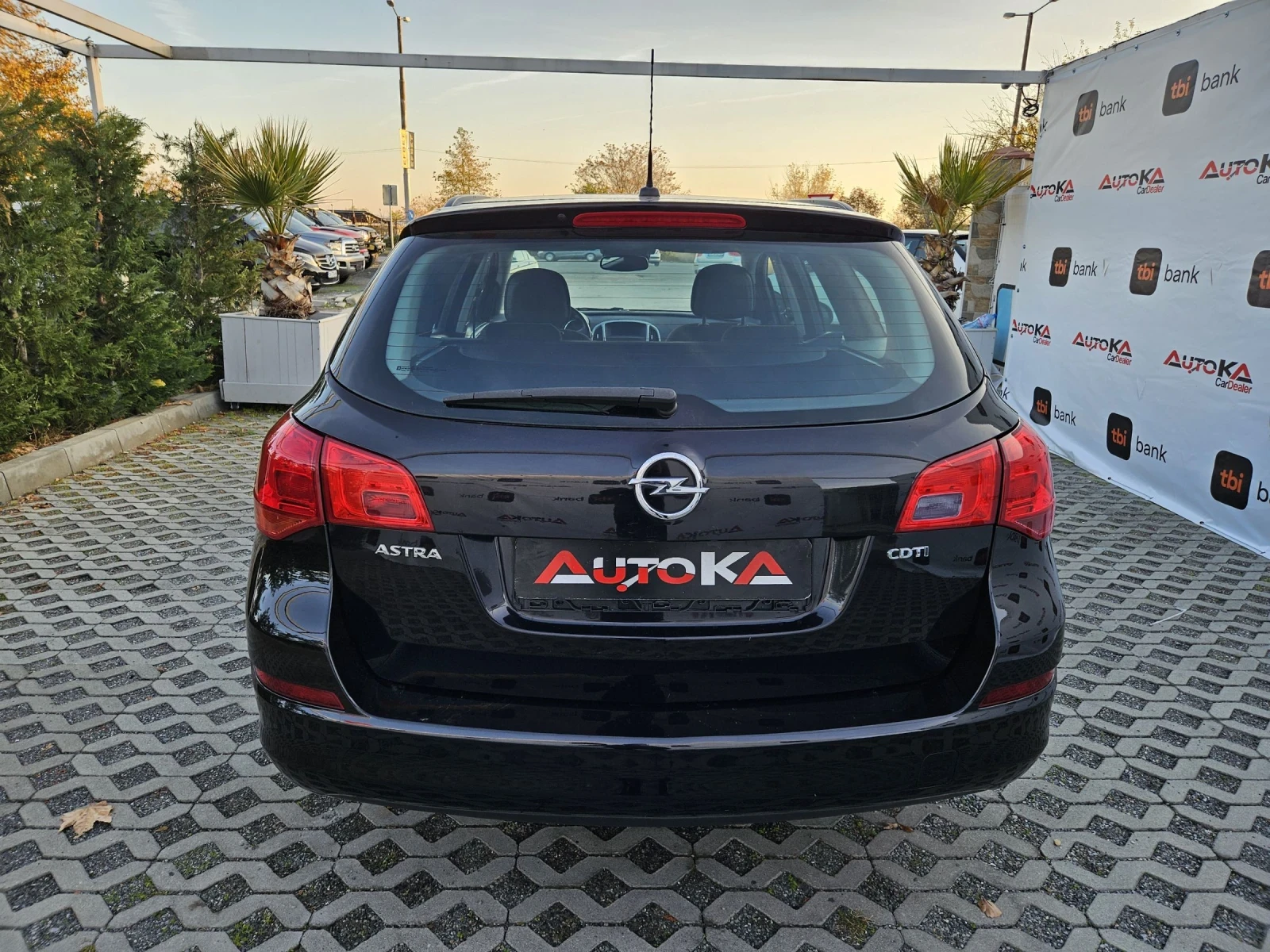 Opel Astra 1.7CDTI-110кс= 6СКОРОСТИ= АВТОПИЛОТ  - изображение 5