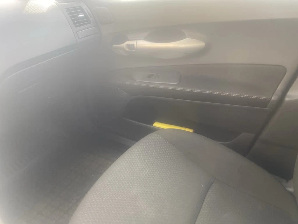 Toyota Auris D4D - изображение 9