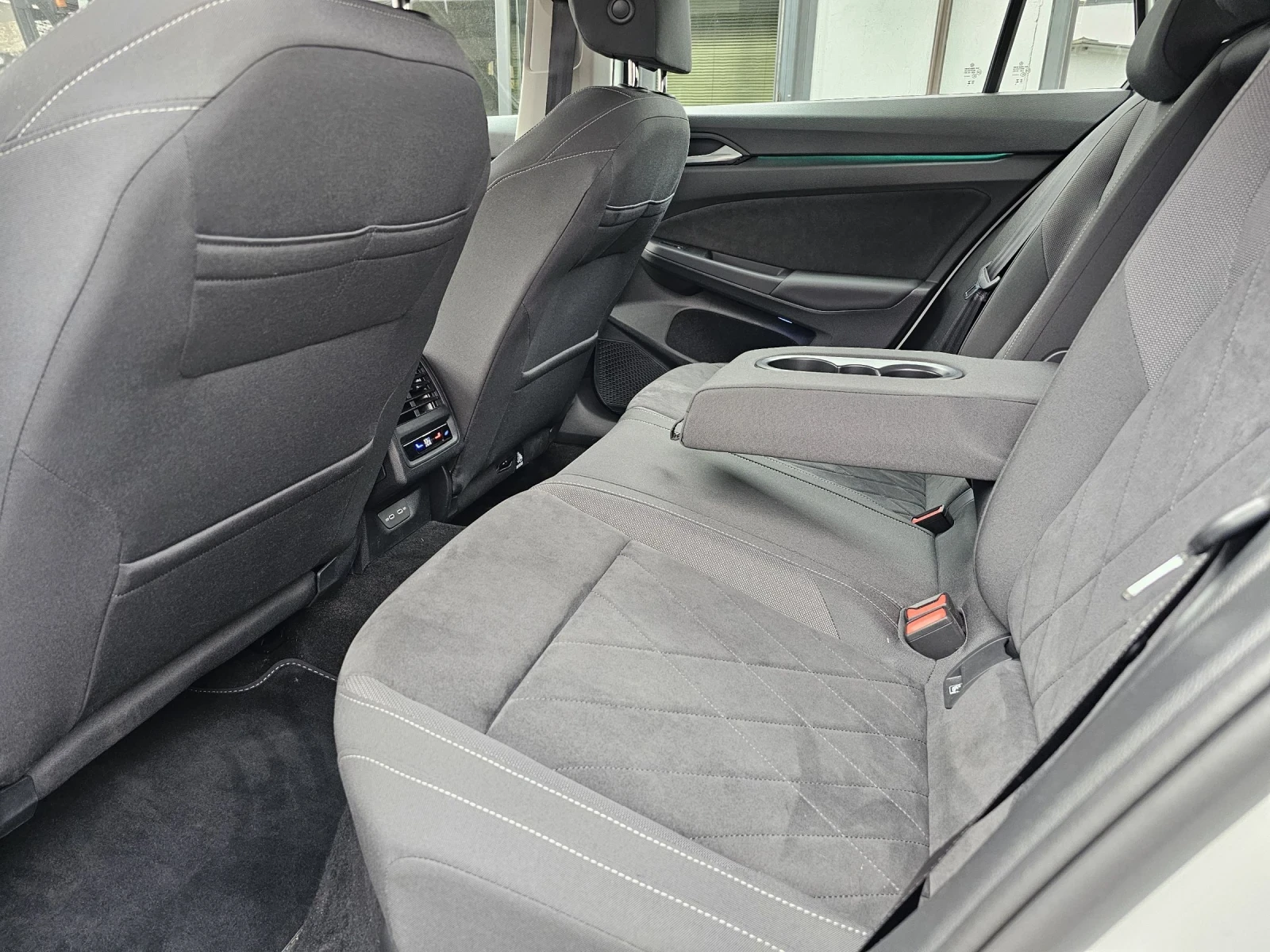 VW Golf 1.5 TSI - изображение 8
