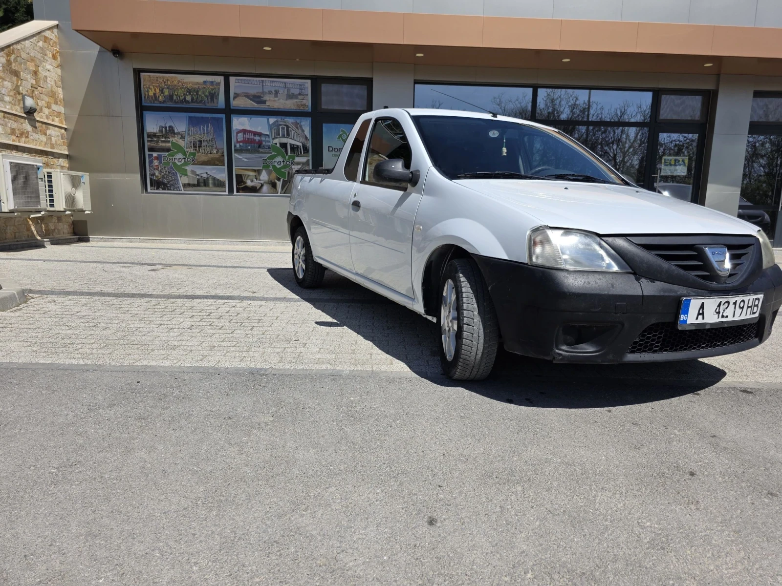 Dacia Logan Pick-up 1.6 Benzin - изображение 6