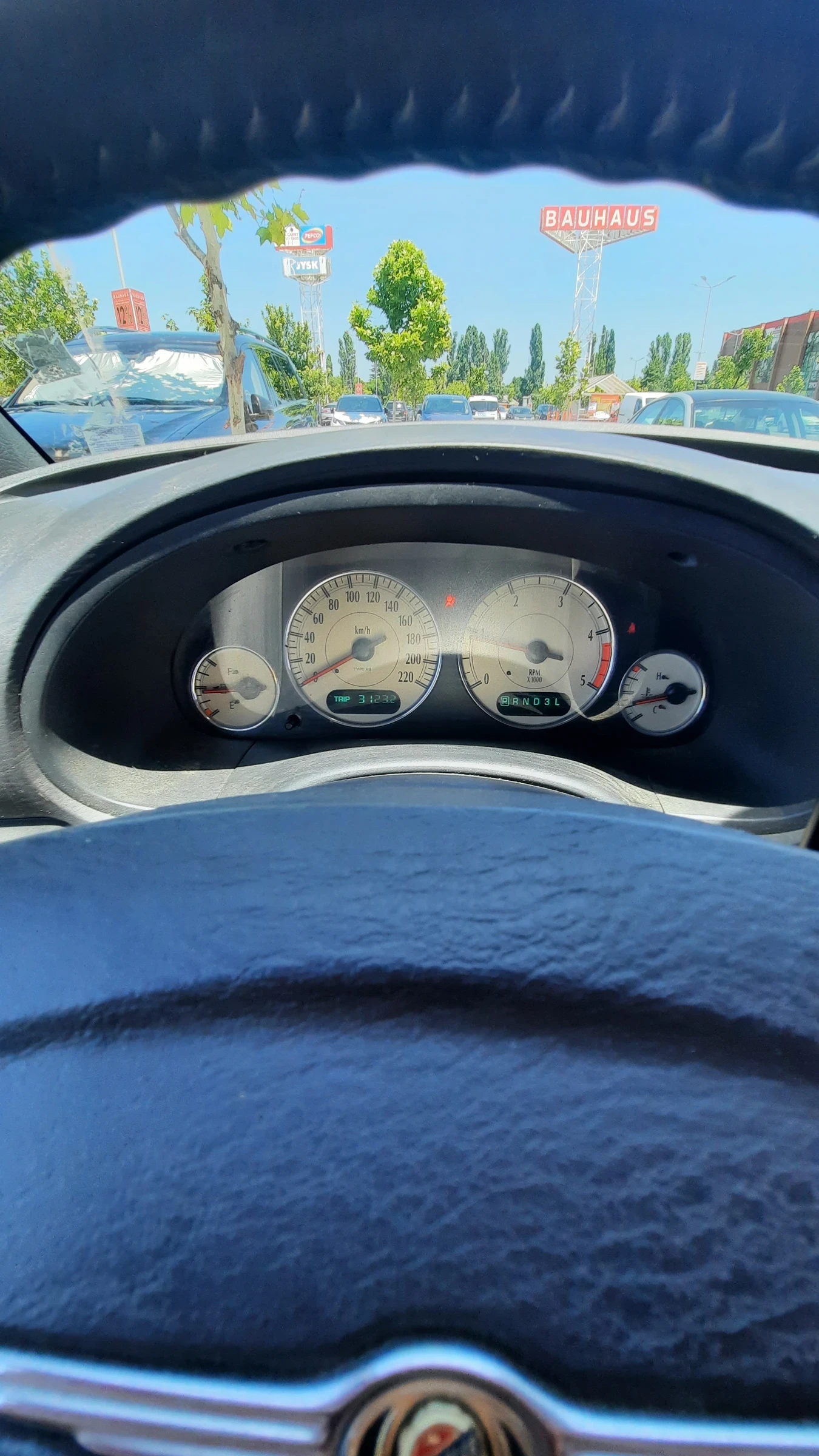 Chrysler Voyager  - изображение 7
