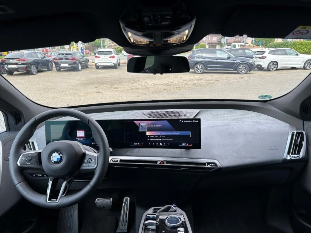 BMW iX xDrive60/FACELIFT/M-SPORT PRO/H&K/LED/360/ - изображение 6
