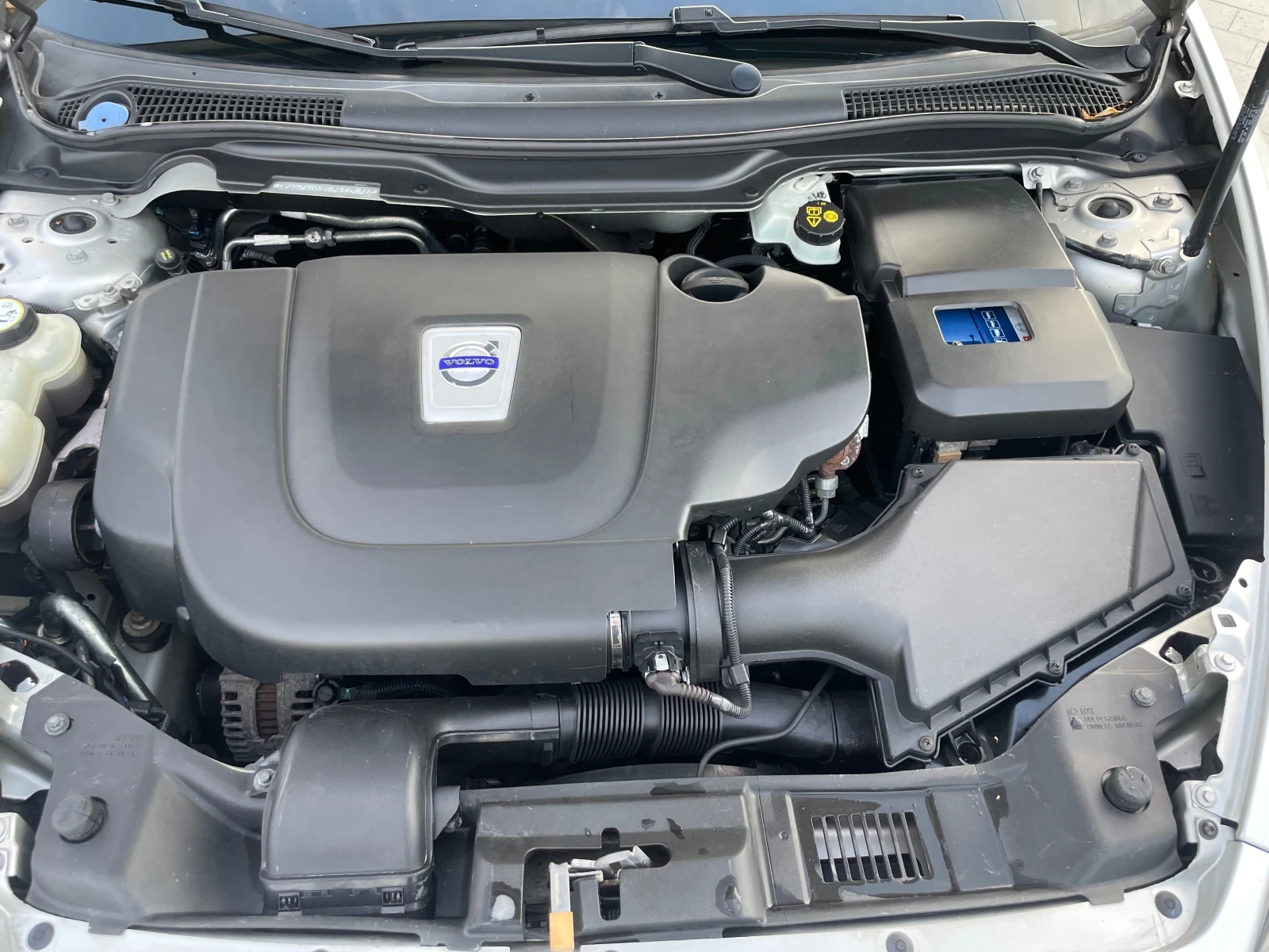 Volvo V50 2.0 дизел ТОП - изображение 9