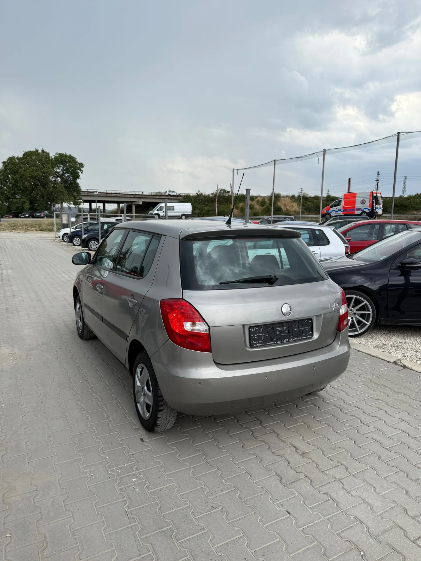 Skoda Fabia 1.4* Нов внос* Клима* Реална*  - изображение 9