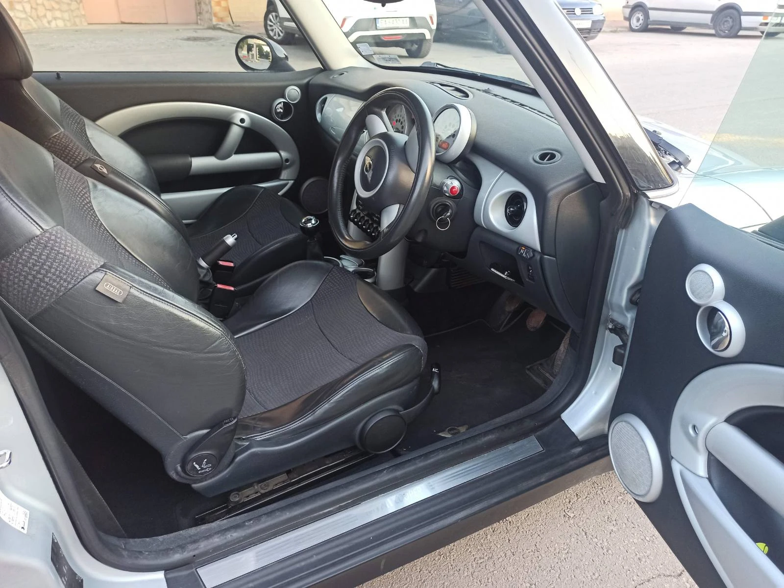 Mini Cooper 1, 6 - изображение 7