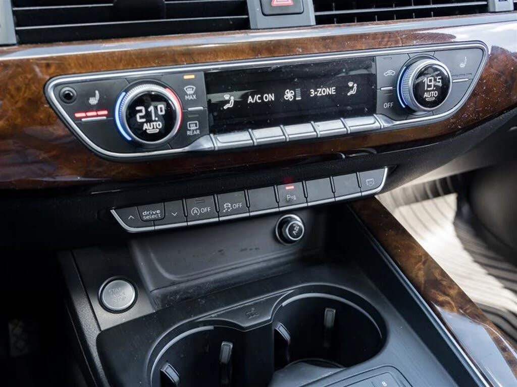 Audi A5 * АВТО КРЕДИТ* ЦЕНА ДО БГ * СЕРВИЗНА ИСТОРИЯ *  | Mobile.bg — изображение 13