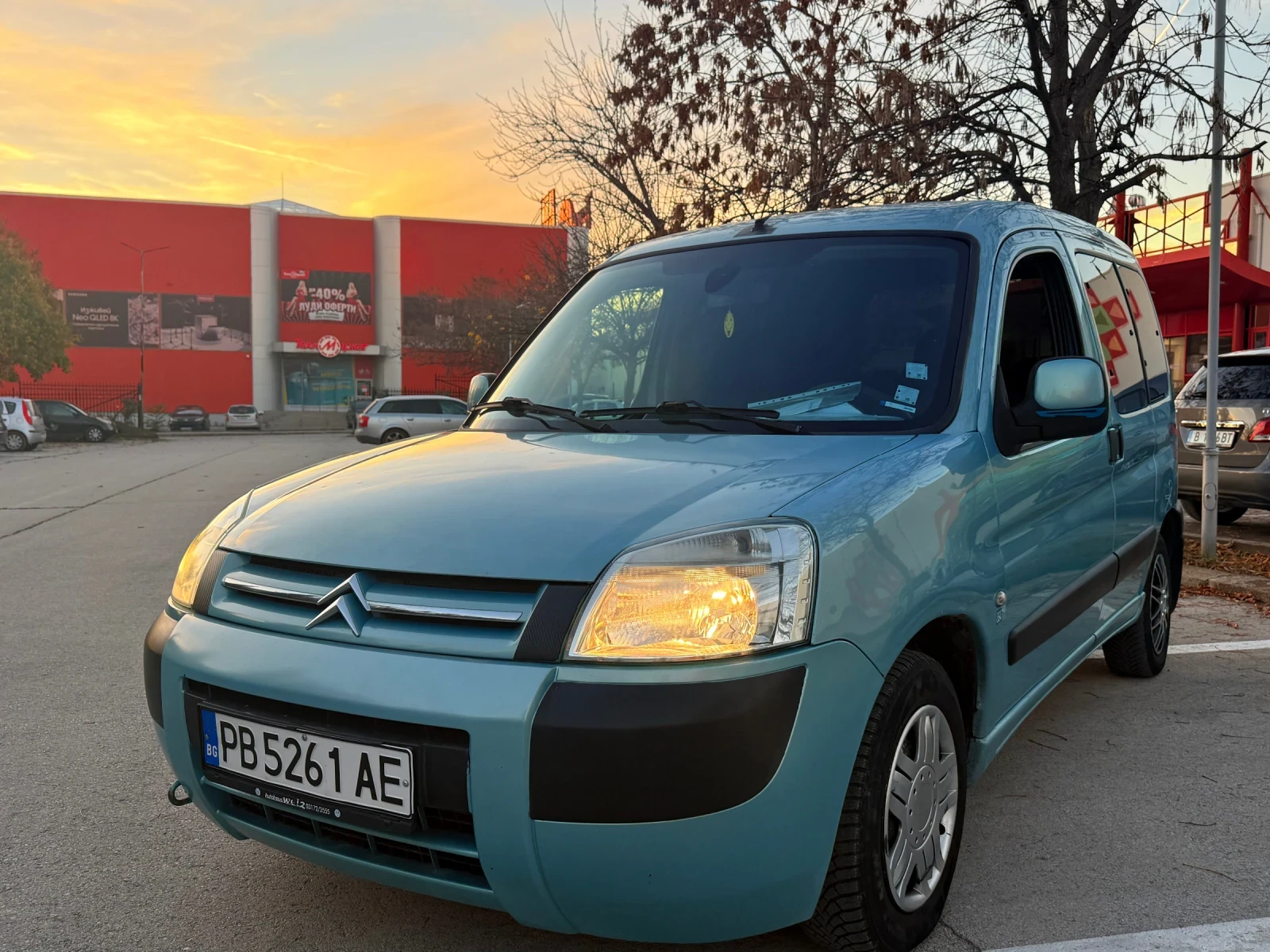 Citroen Berlingo 1.6 HDI 90кс - изображение 7
