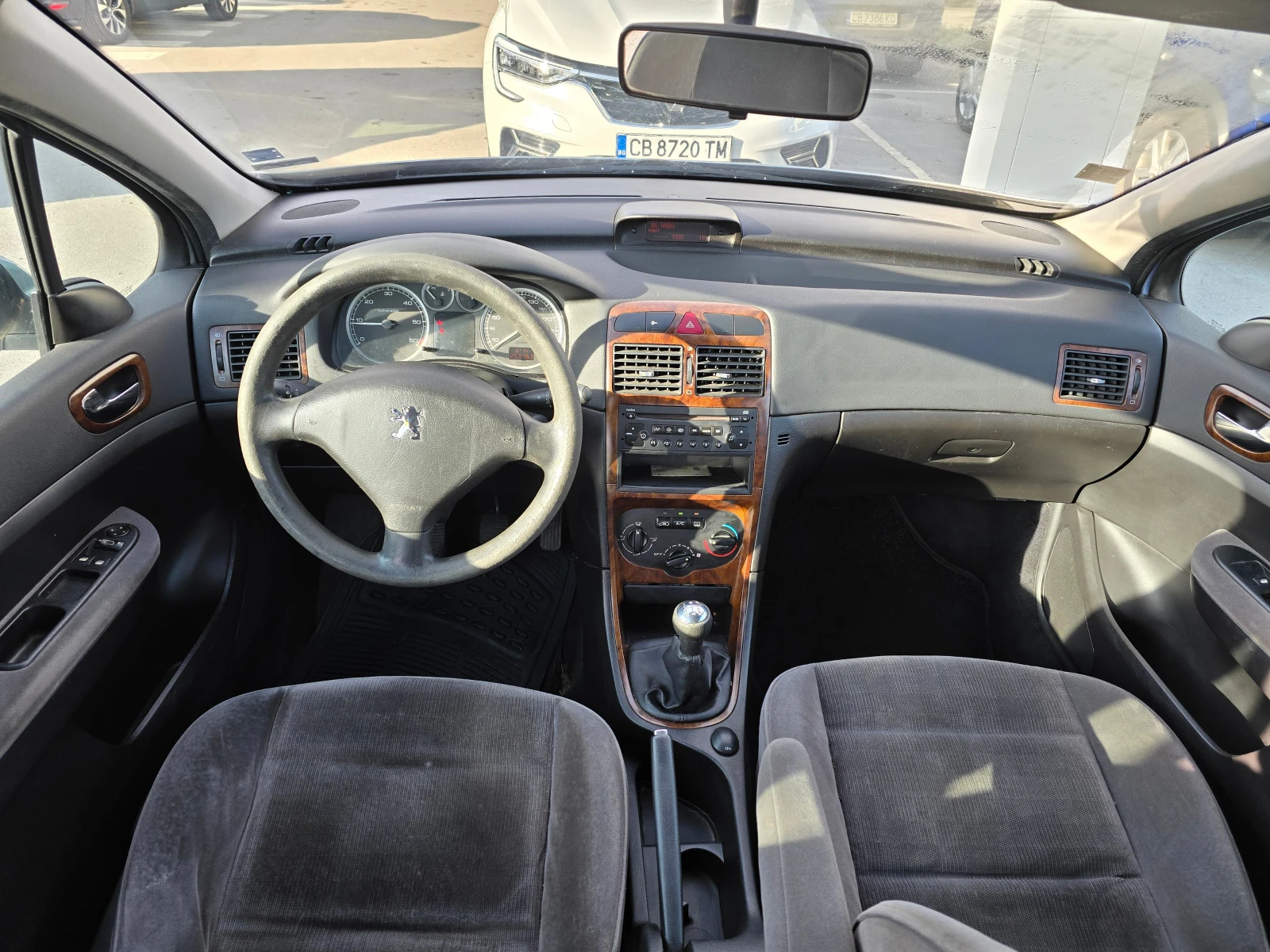 Peugeot 307 2.0 HDI - изображение 8