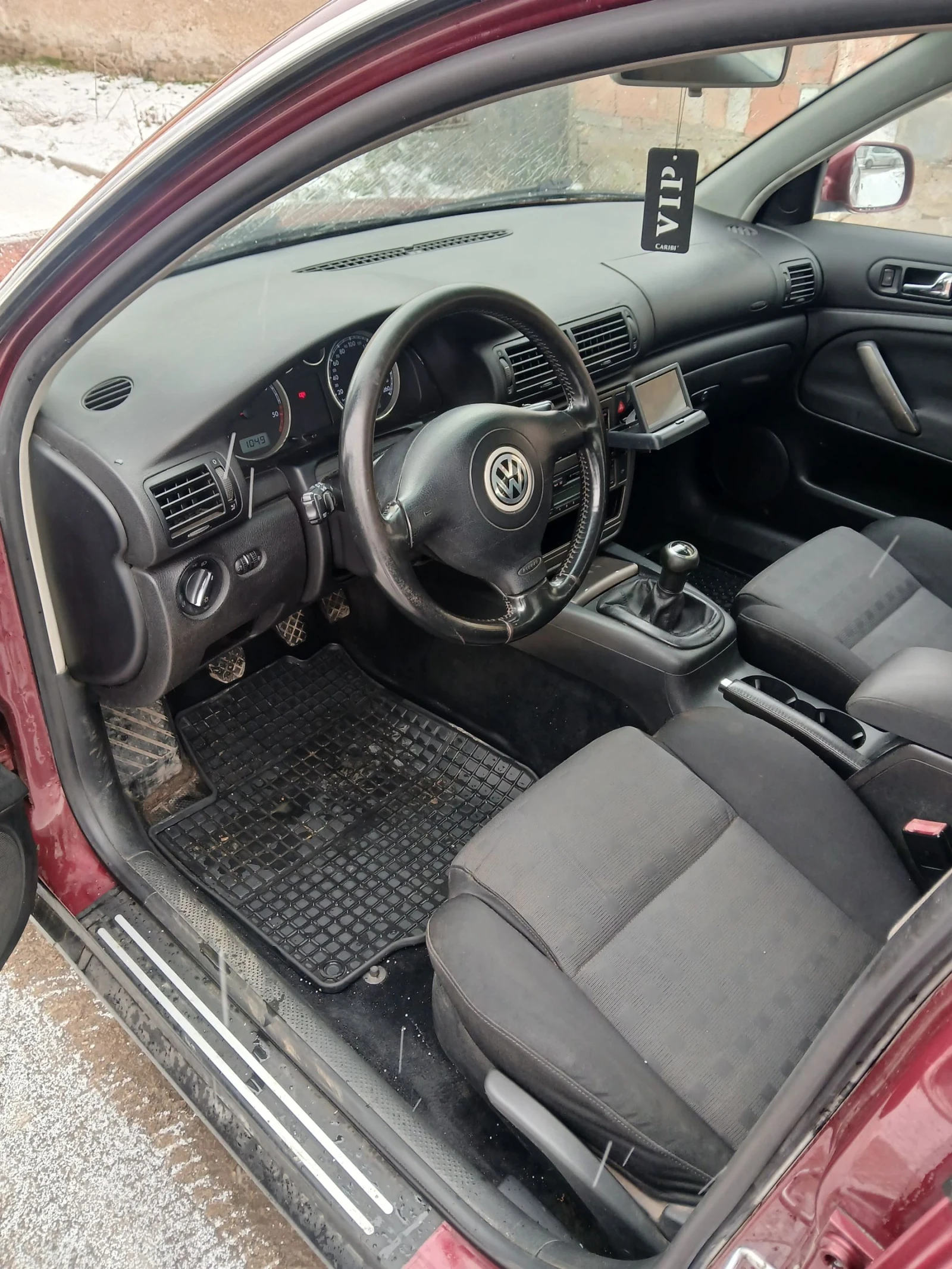 VW Passat 1.9TDI 101 ОБСЛУЖЕН ВСИЧКО ПЛАТЕНО С ЗИМНИ ГУМИ  - изображение 7