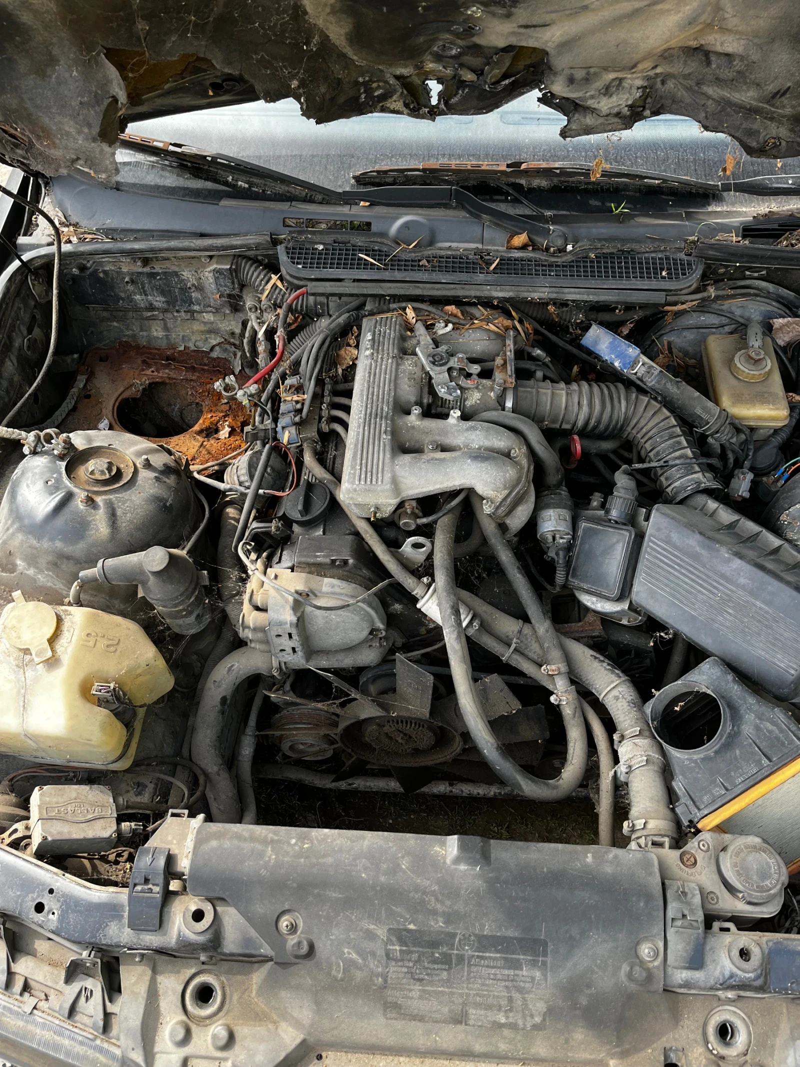 BMW 318 318 M40, снимка 7 - Автомобили и джипове - 53788510